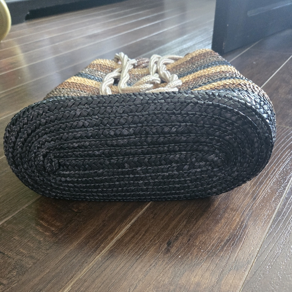 Striped Multicolor Whwatstraw Woven Tote Bag - Picture 6 of 9